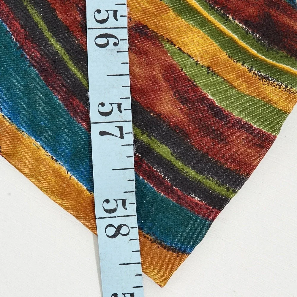 HUGO BOSS Men's 100% Silk Necktie Italy‎ Designer Abstract Stripe Multi Colored